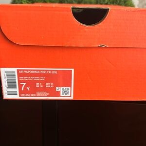 YOUTH Air VAPORMAX 2021/Women SZ 8